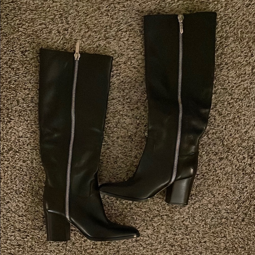 NWOB Sergio Rossi Zip Up Leather Knee High Boots